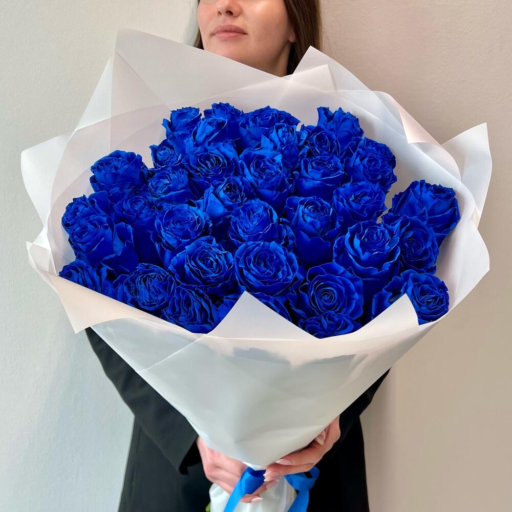 Букет из 35 синих роз