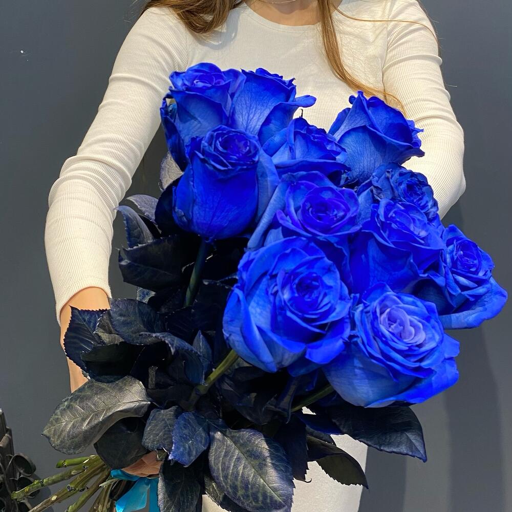 Букет из 11 синих роз